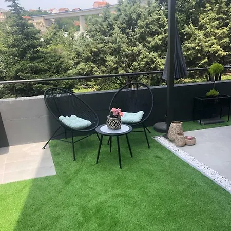 Apartman Jaki