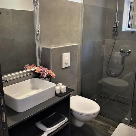 Jaki Apartman *